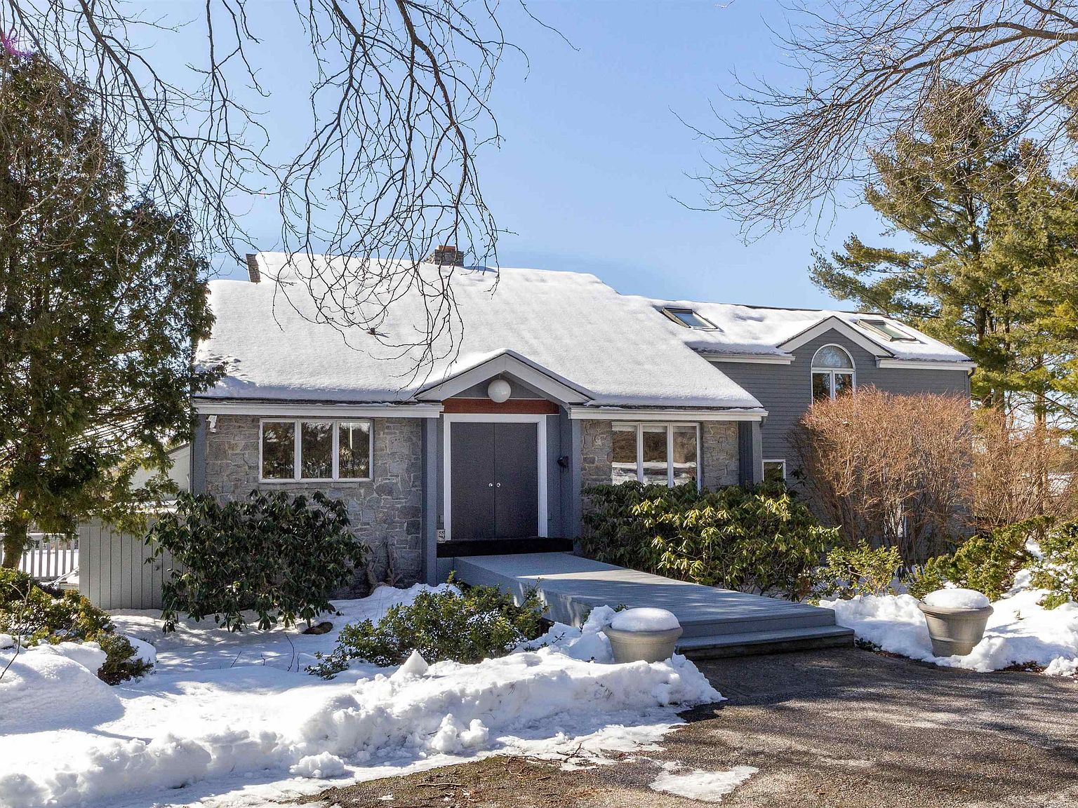 5576 Dorset Street, Shelburne, VT 05482 Zillow