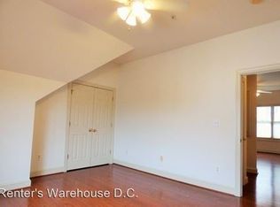 102 Dry Mill Rd SW UNIT 301, Leesburg, VA 20175