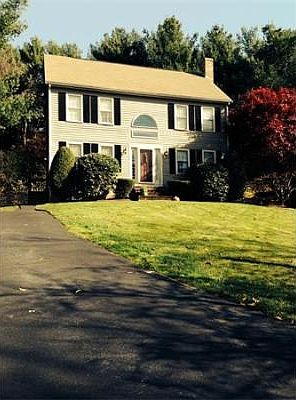 3rd image of 389 South St
