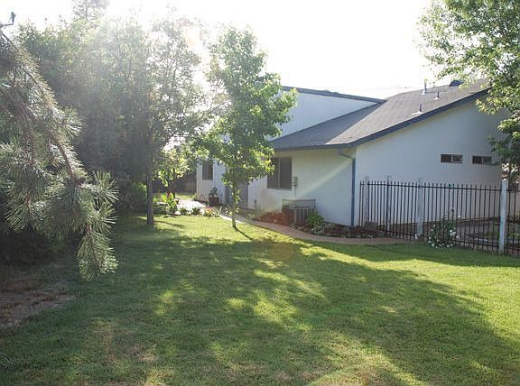 2nd image of 3127 Prince Henry Dr