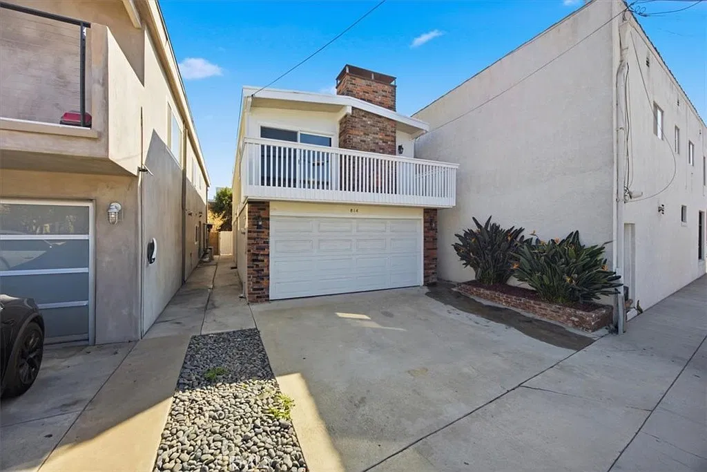 3 bed, 1596 sqft, $5,500 — Photo 1