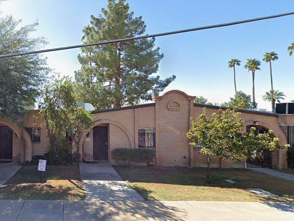 Front of the condo faces Earll.