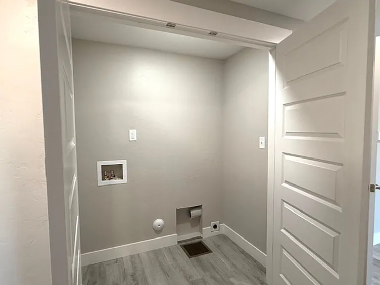 585 N Grand Falls Ct #B — Photo 11