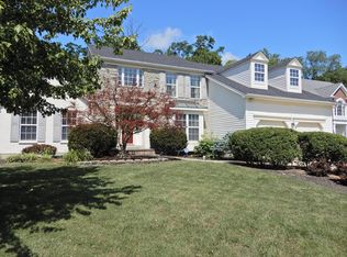 953 Merritt Grove Ln, Cincinnati, OH 45255