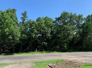 London Dock Ln, Canadian, OK 74425