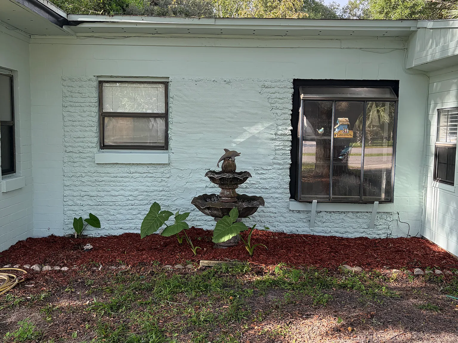 353 Hollywood Blvd NE — Photo 3