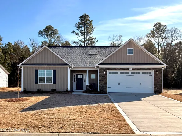 350 Sacksonia Street, Raeford, NC 28376