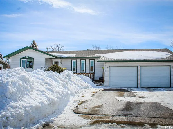 305 Churchill DRIVE, Melfort, SK S0E 1A0