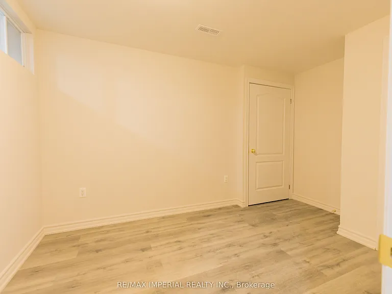 8 Harlequin Ct #BASEMENT — Photo 6