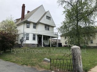 115 Trenton St APT 4, Pawtucket, RI 02860