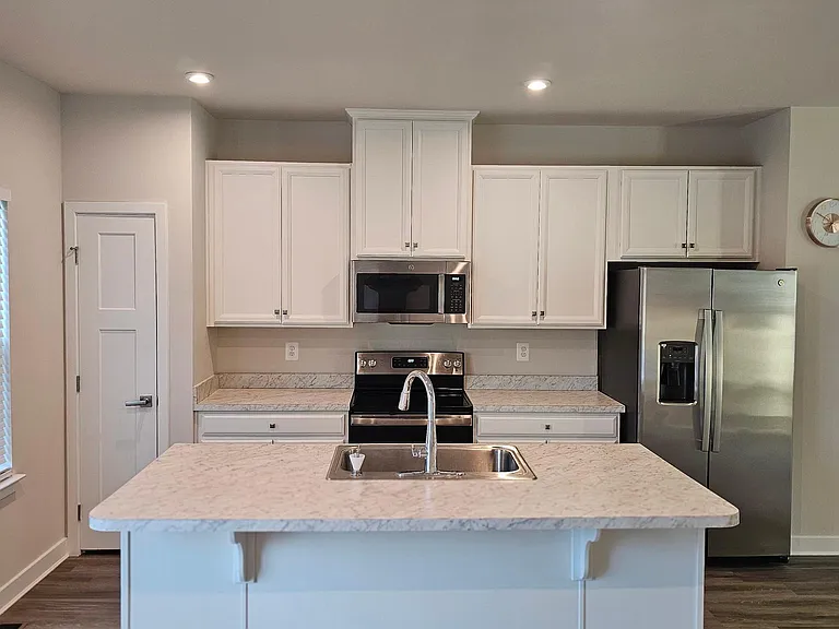 2055 Rivers Dr — Photo 28