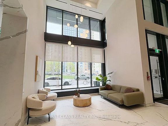 4th image of 65 Mutual St #2804