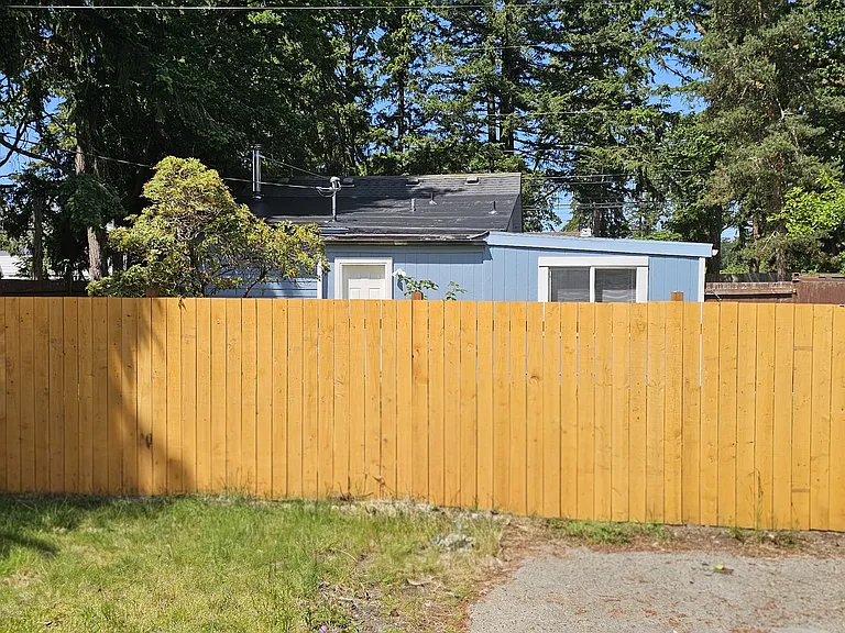 8615 John Dower Rd SW — Photo 4