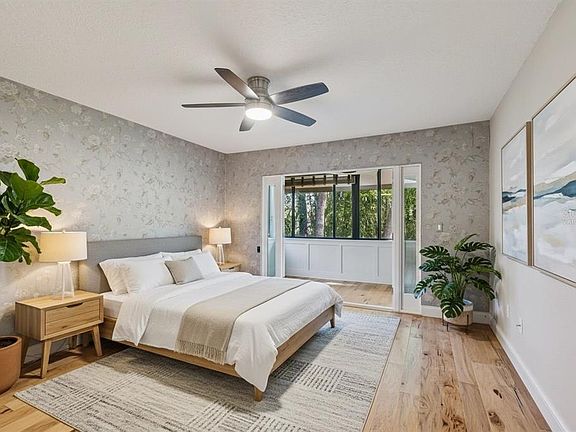 3rd image of 401 Old Mill Pond Rd