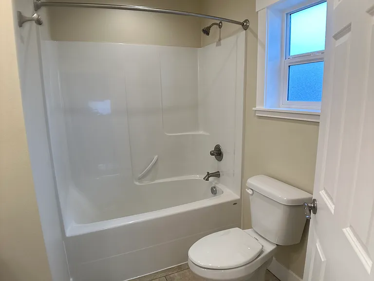 1718 Kok Rd #B — Photo 23