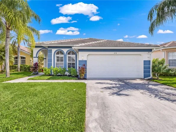 8332 Laurel Lakes BLVD, NAPLES, FL 34119