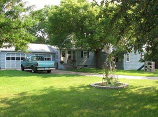 422 Main Ave, Gilby, ND 58235