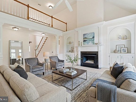 3rd image of 10713 Kirkland Dr