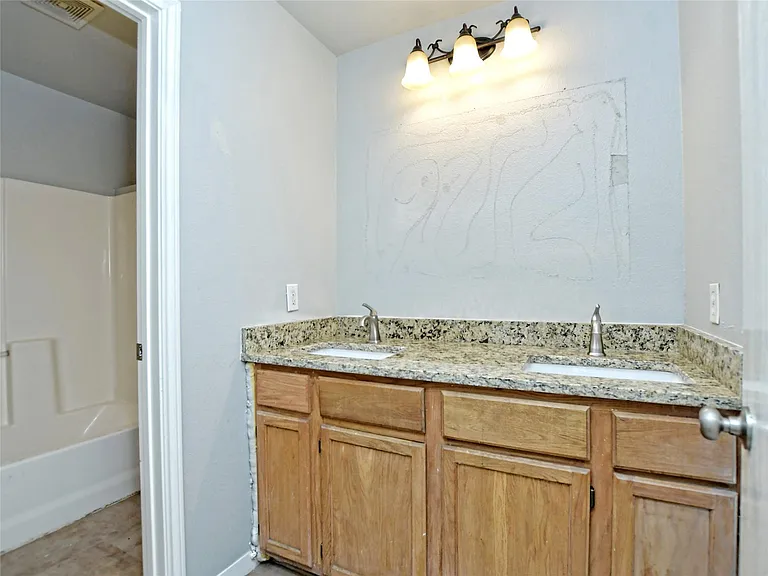 6121 Ponca St #A — Photo 10