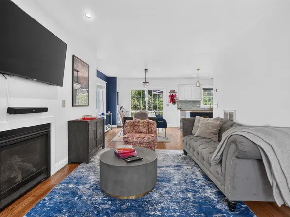 92 Turtle Brook Rd Unit 92, Canton, MA 02021