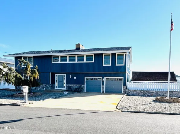 530 Bayview Drive, Toms River, NJ 08753