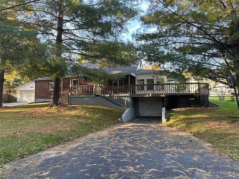 1st image of 9049 Hanley Dr