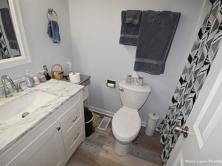 1341 N Glen Cir #D — Photo 8