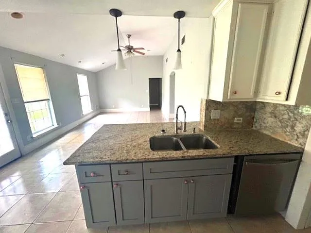 19310 Leafwood Ln — Photo 8