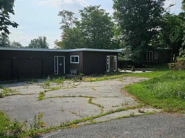 28 Edge Hill Road, Wappingers Falls, NY 12590