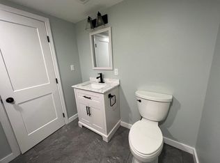 211 Wood St, Hopkinton, MA 01748