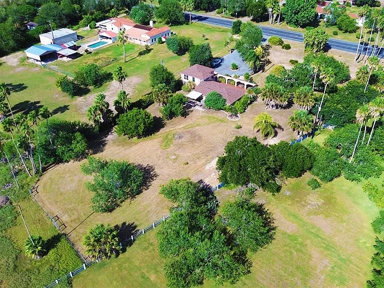 27110 Bass Blvd — Photo 3