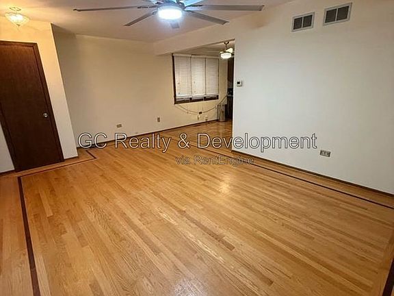 4th image of 5738 S Central Ave
