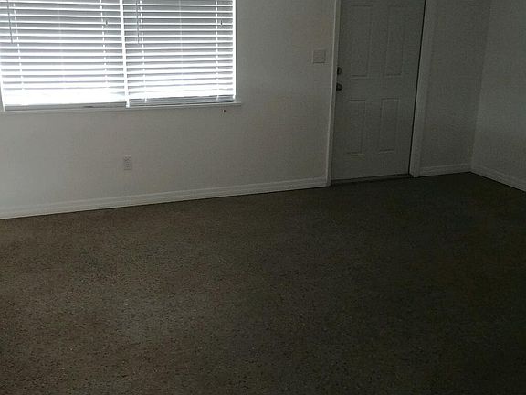 3rd image of 6022 W Idlewild Ave