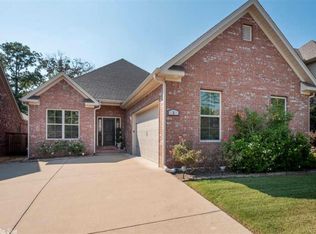 6 Forest Valley Ln, Little Rock, AR 72223