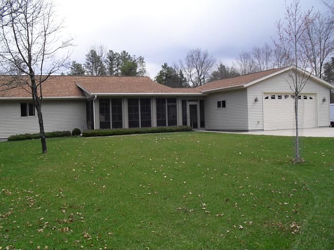 1st image of 992 Wellington Ct