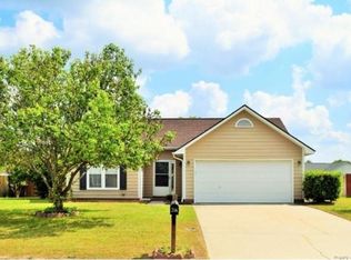 216 Sandy Bottom Ln, Raeford, NC 28376