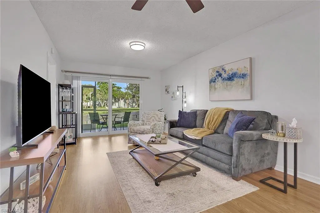 2 bed, 2.0 bath, 1207 sqft, $3,500 — Photo 1