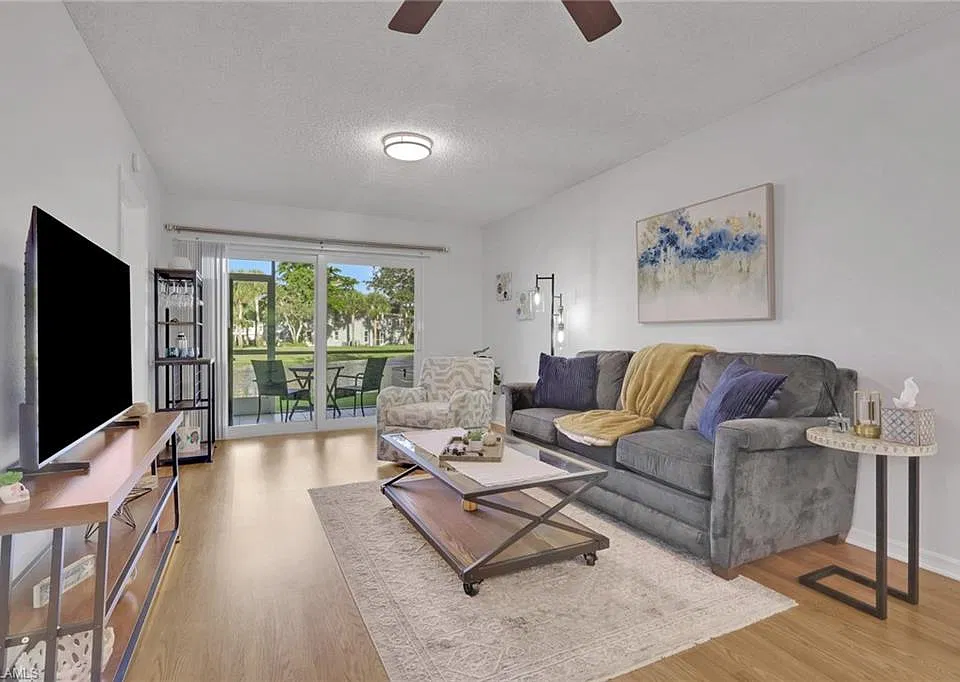 133 Wading Bird Cir #101
