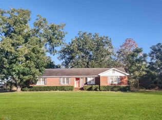 2088 Pineview Pitts Hwy, Pineview, GA 31071