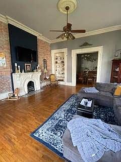 5th image of 328 N Elliott St