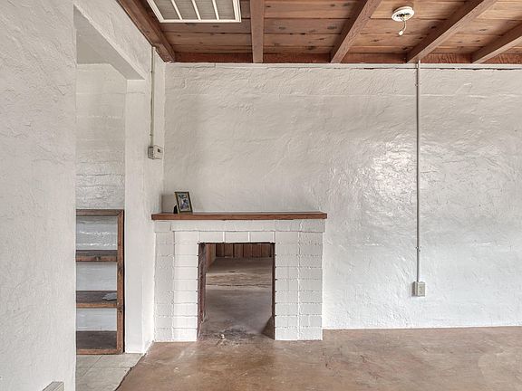 5th image of 3721 N Estrella Ave