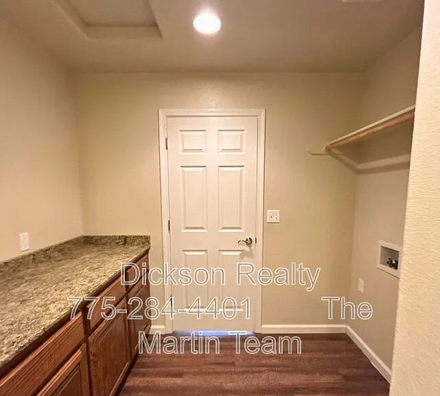 1842 Westward Ln — Photo 16