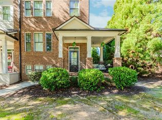 3971 Savannah Square St, Suwanee, GA 30024
