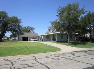 306 Monroe St, Ellis, KS 67637