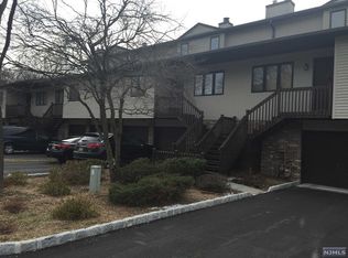 27 N Peach Hill Ct #27, Ramsey, NJ 07446