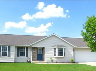 2208 E Pennsylvania Ave, Urbana, IL 61802