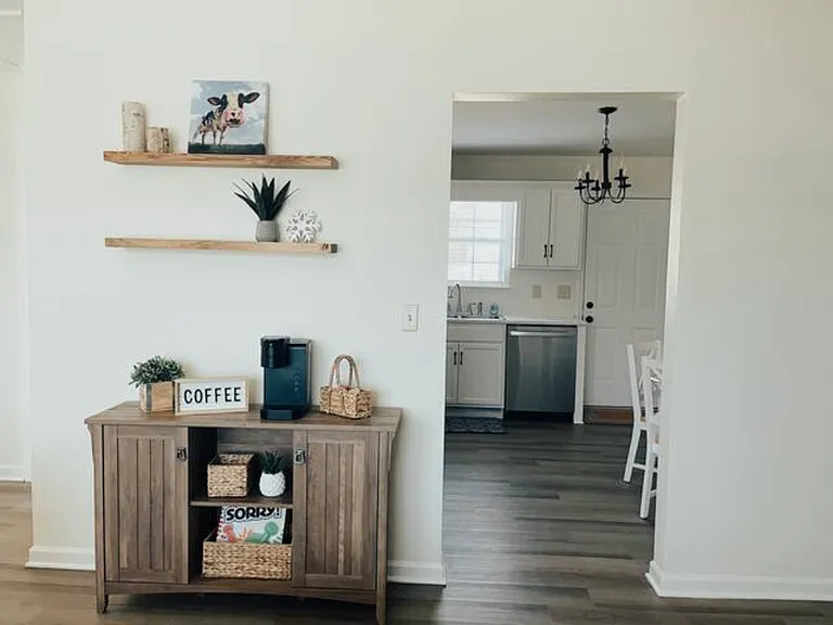 Living room looking into kitchen.