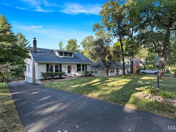 3rd image of 711 Fieldston Ter