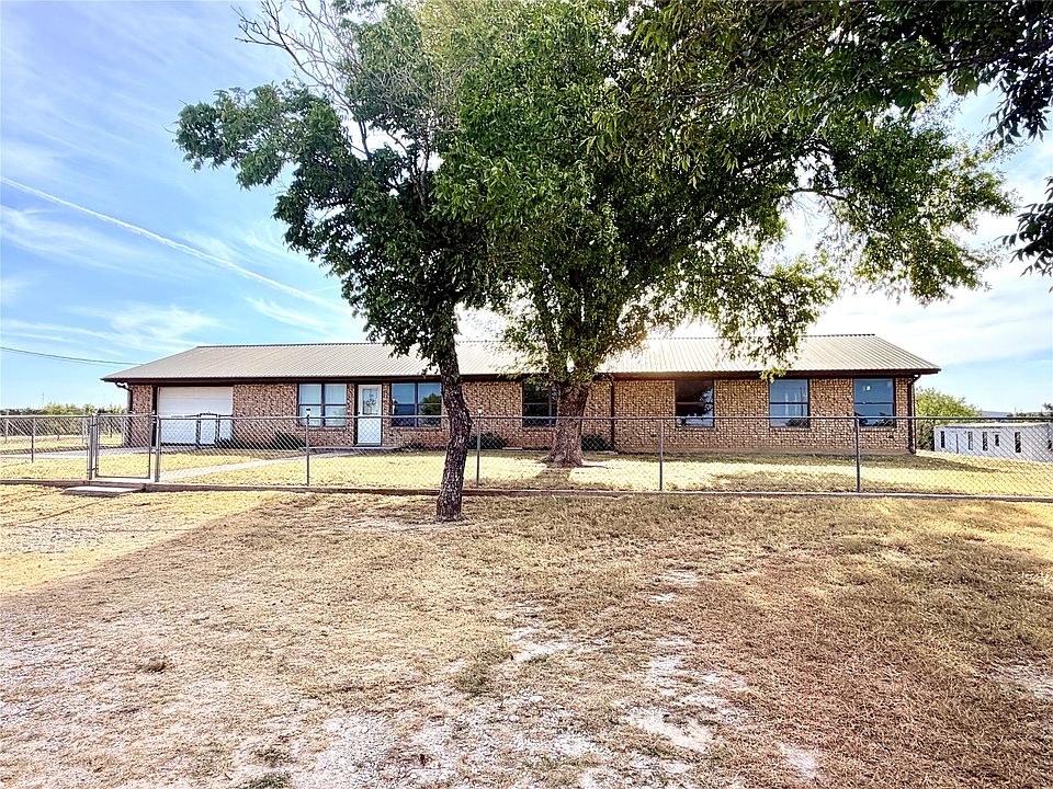 1st image of 211 Fm 3023 S