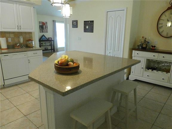 3rd image of 1382 Gaynor Ct